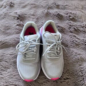 Under Armour Women's Surge 3